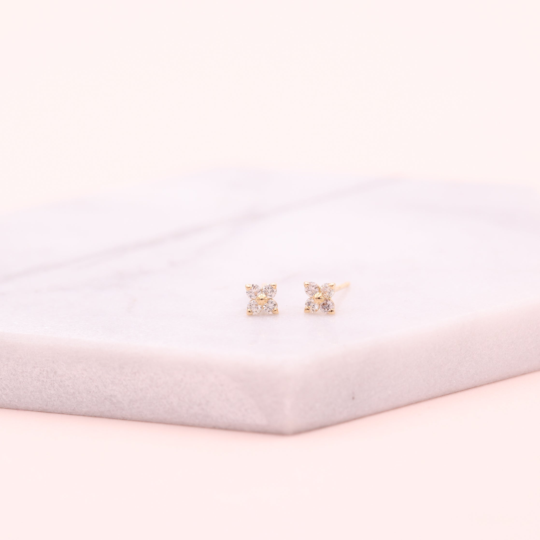 Clover diamond earrings